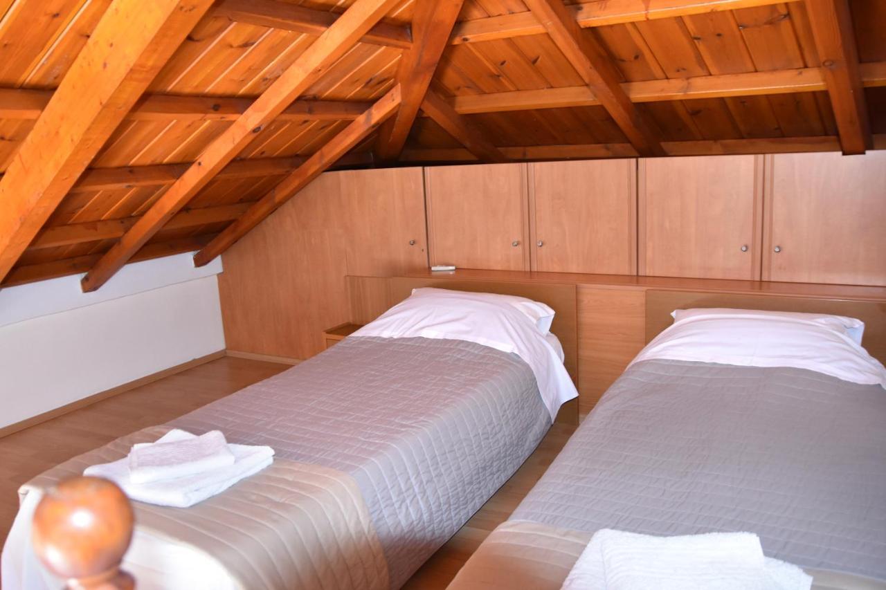 Irides Apartments Megalochori  Zewnętrze zdjęcie